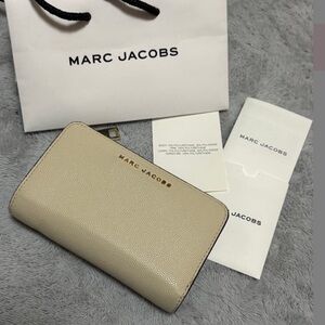 Marc Jacob’s leather wallet
